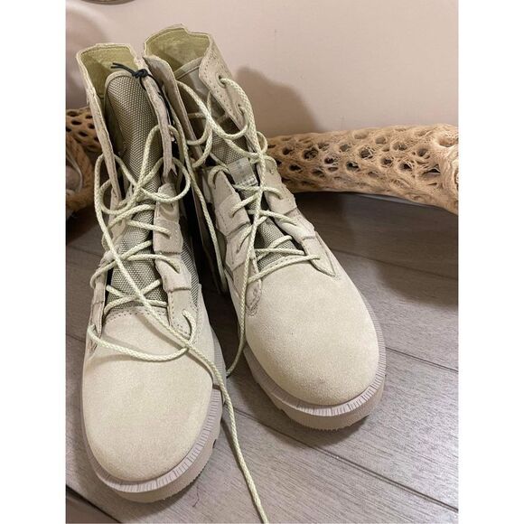 New Sorel  Caribou Waterproof OTM Boot Size 8 - Picture 5 of 9